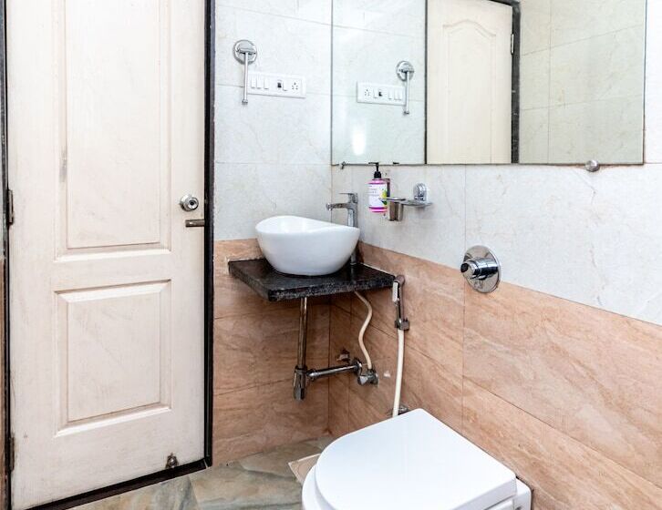 Hotel Treebo Laaiba Residency