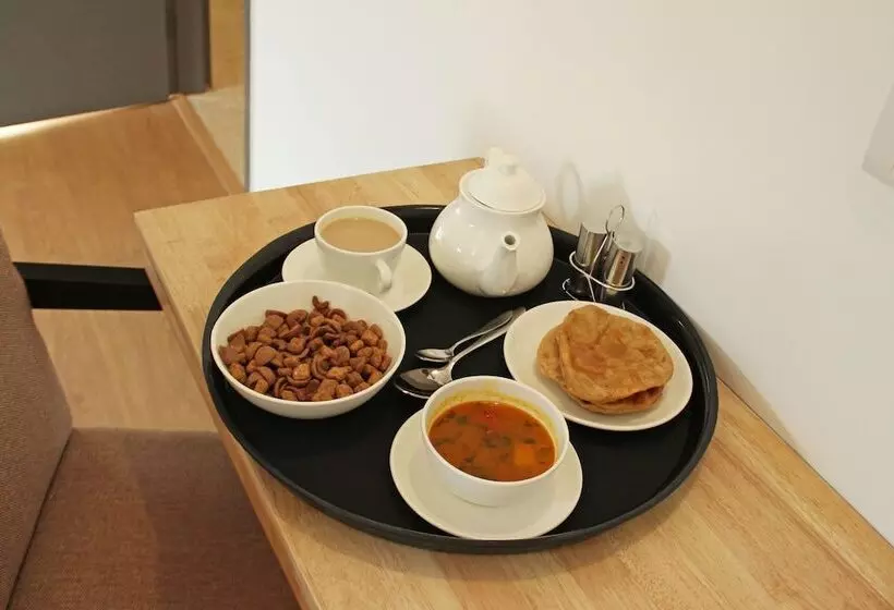 Oyo 10180 Hotel Value