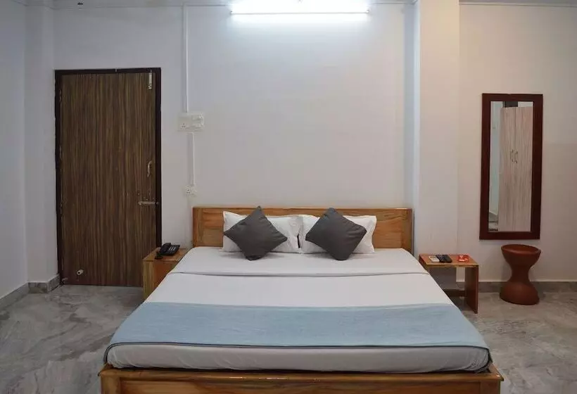 Oyo 10180 Hotel Value