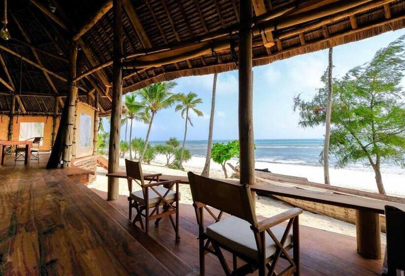 استراحتگاه Baladin Zanzibar Beach