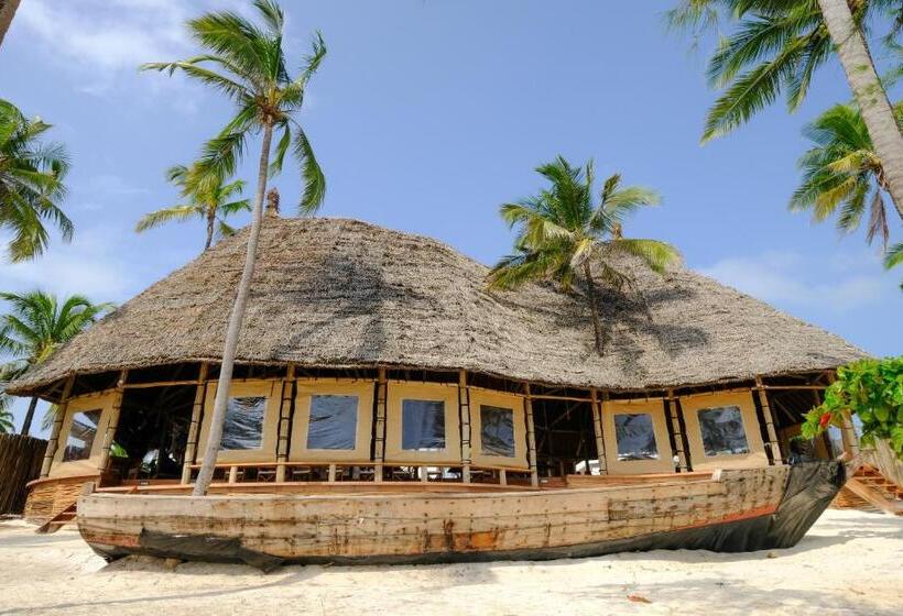 استراحتگاه Baladin Zanzibar Beach