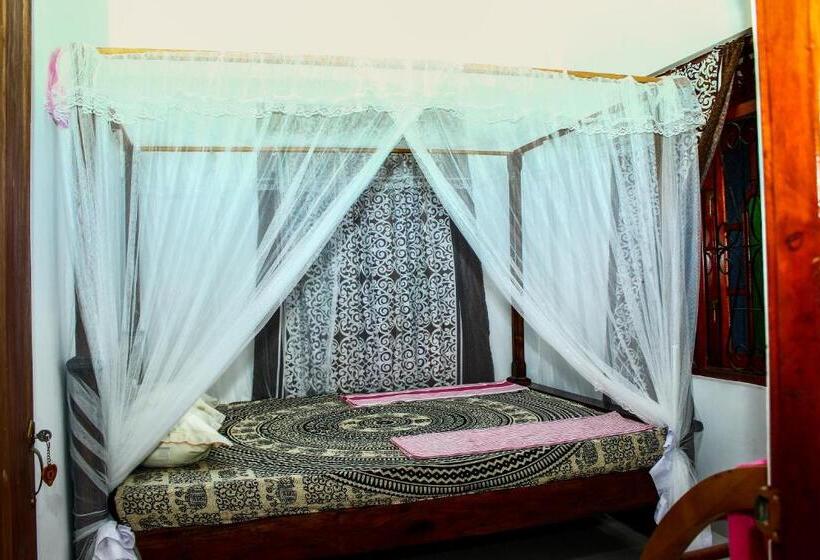 Bed and Breakfast Ever Glow Guest Mirissa