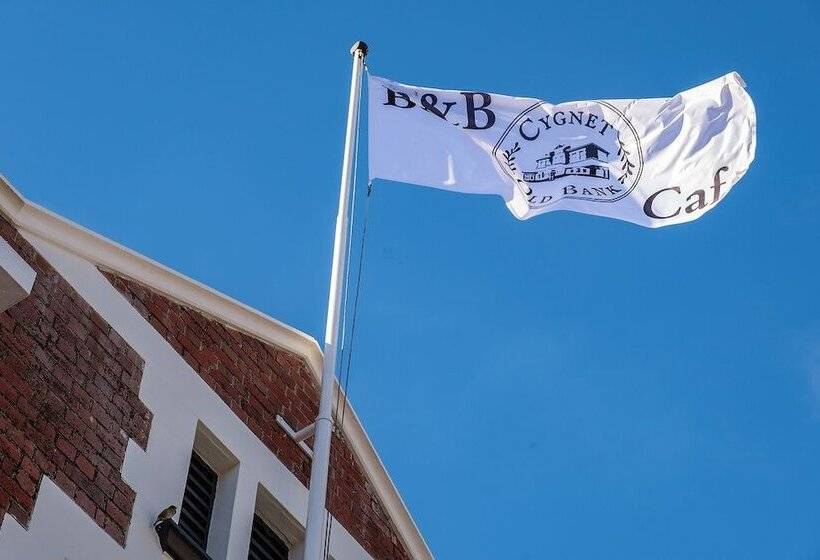 Cygnet Old Bank B & B Cafe & Gift Store