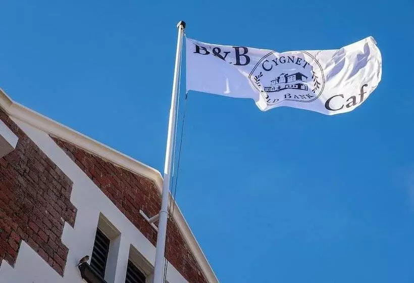 Cygnet Old Bank B & B Cafe & Gift Store