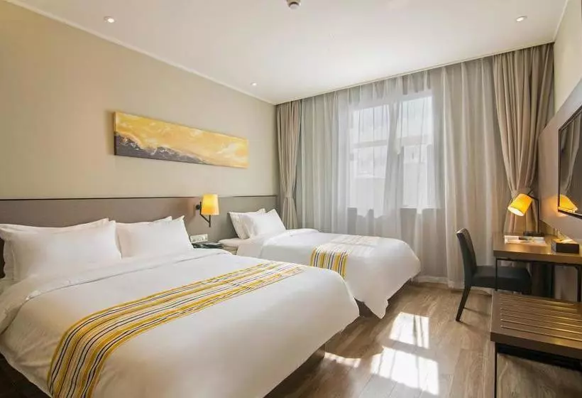 هتل Homeinn  Boutique Shanghai Pudong Airport Branch
