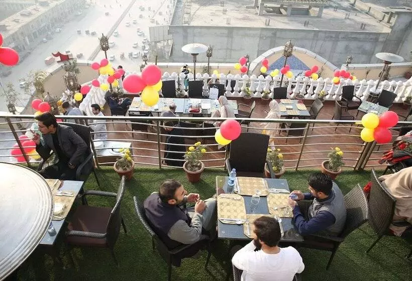 هتل Fort Continental