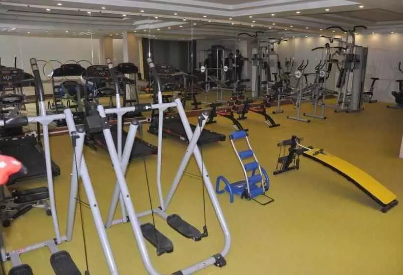 هتل Fort Continental