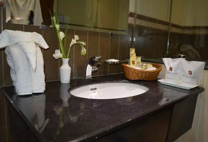 هتل Fort Continental