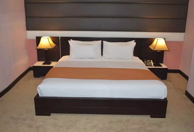 هتل Fort Continental