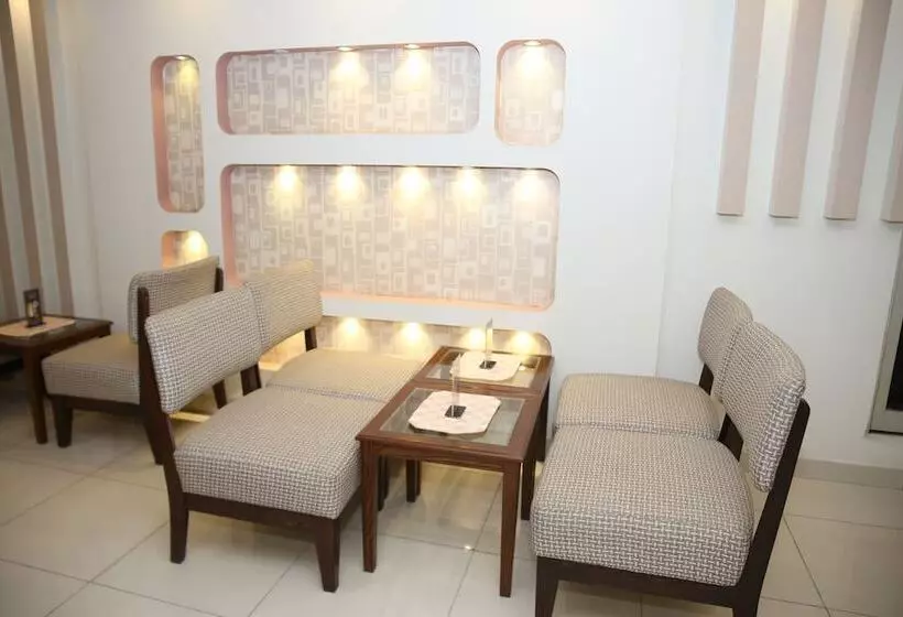 هتل Fort Continental