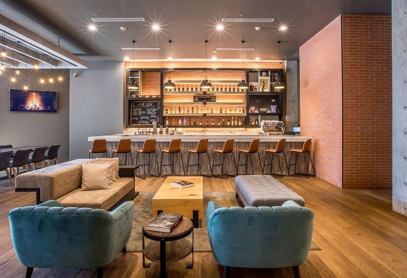 هتل Four Points By Sheraton Puebla