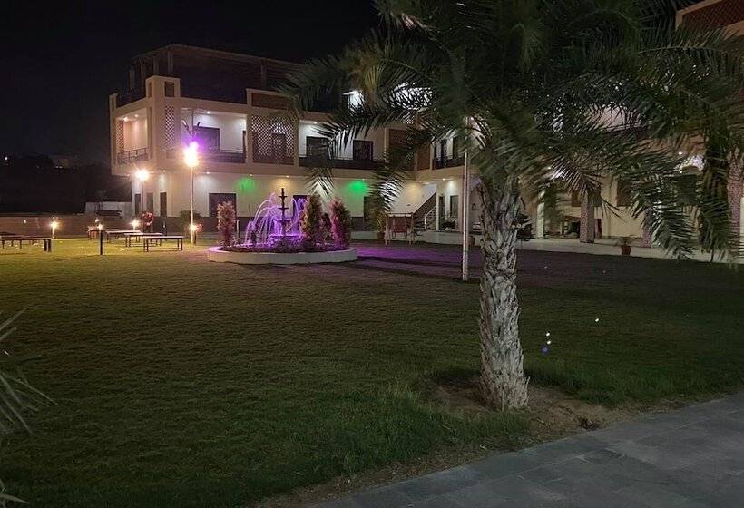 ホテル Kumkum Palace