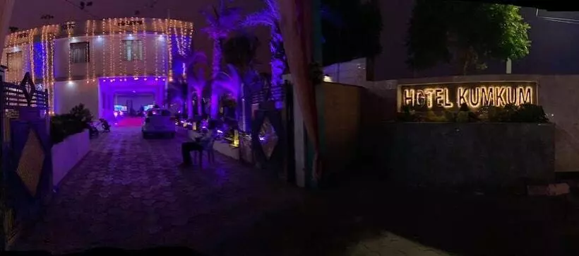 Hotelli Kumkum Palace
