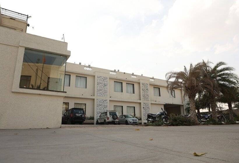 ホテル Kumkum Palace