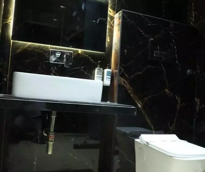 Hotelli Kumkum Palace