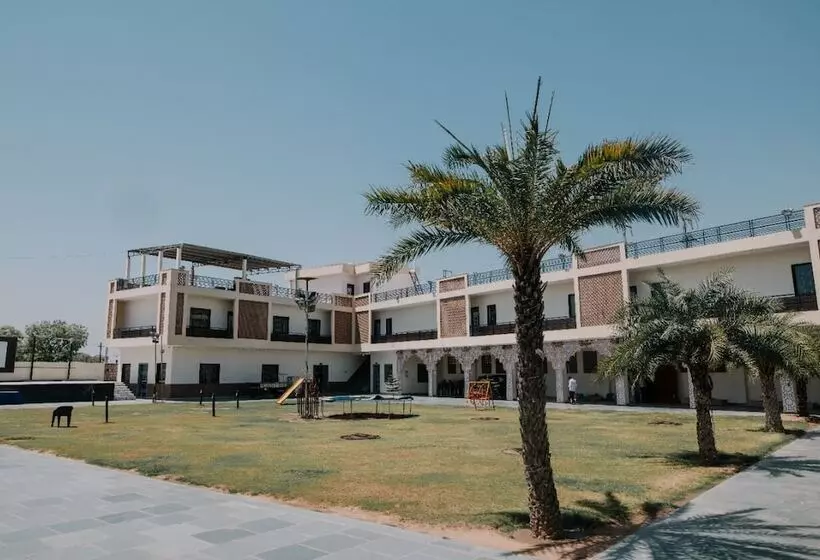 Hotelli Kumkum Palace