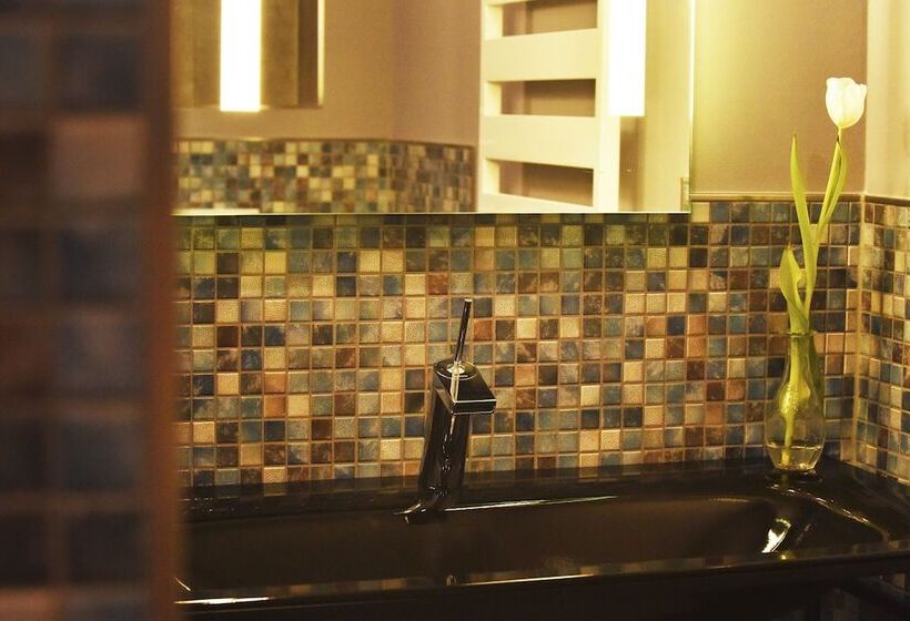 酒店 Moments Boutique