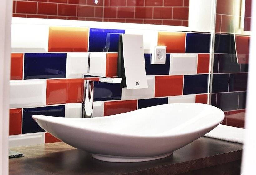 酒店 Moments Boutique