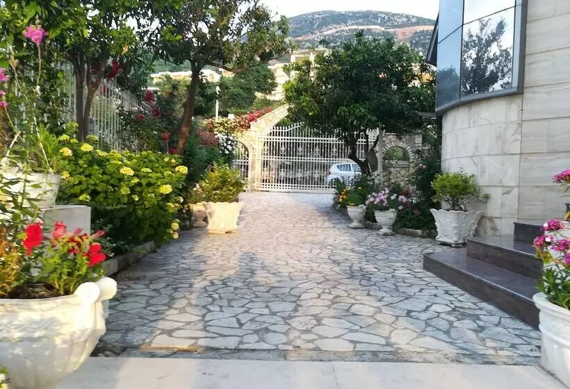ホテル Monte Carlo