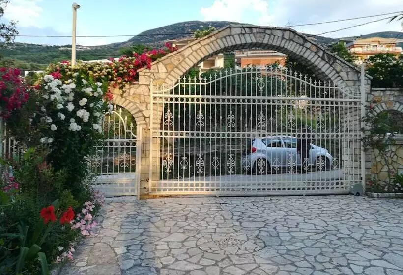 ホテル Monte Carlo