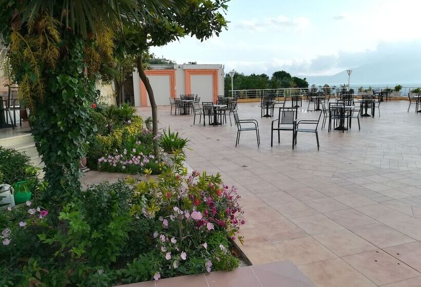 فندق Monte Carlo