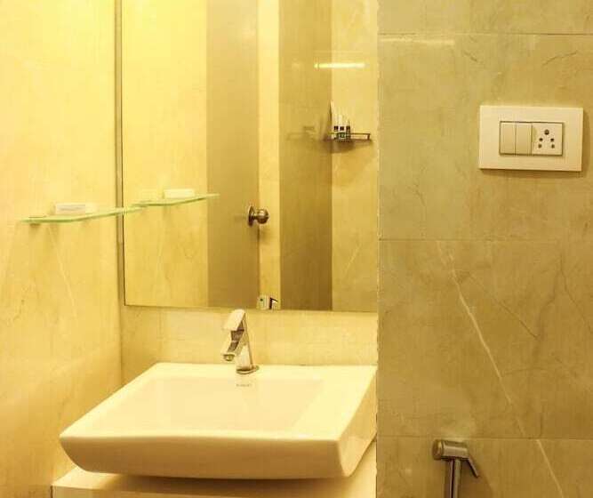 Hotelli Rest Inn Skr A Petrichor