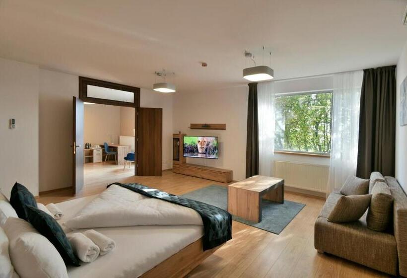 Hotel River View Apartments