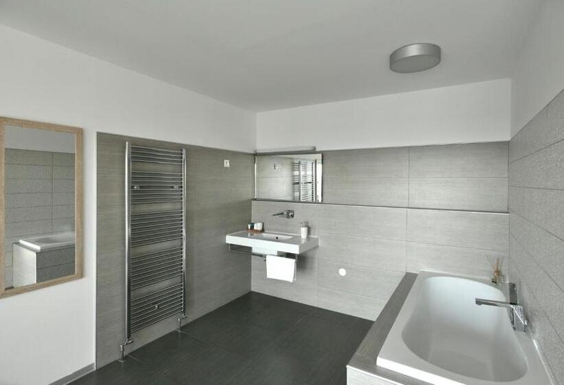 Hotel River View Apartments