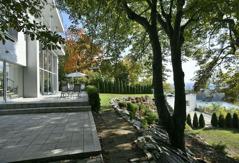 Hotel River View Apartments