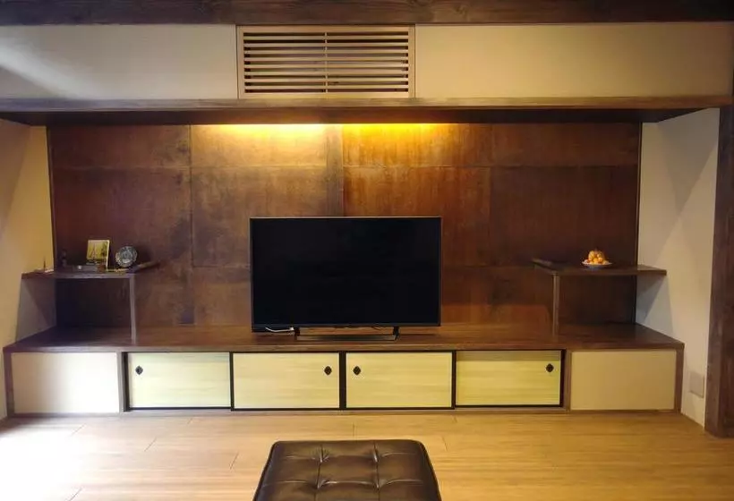 Izayoi Private Kyomachiya Ryokan