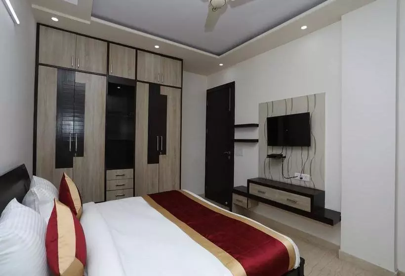 Oyo 10960 Hotel Royal India