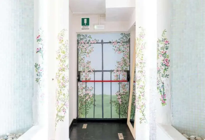 ホテル Hotiday Room Collection   Alassio Centro