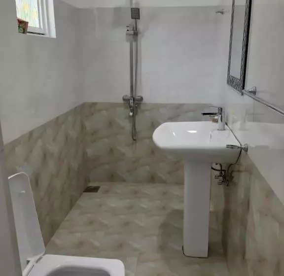تختخواب و صبحانه Villa 67