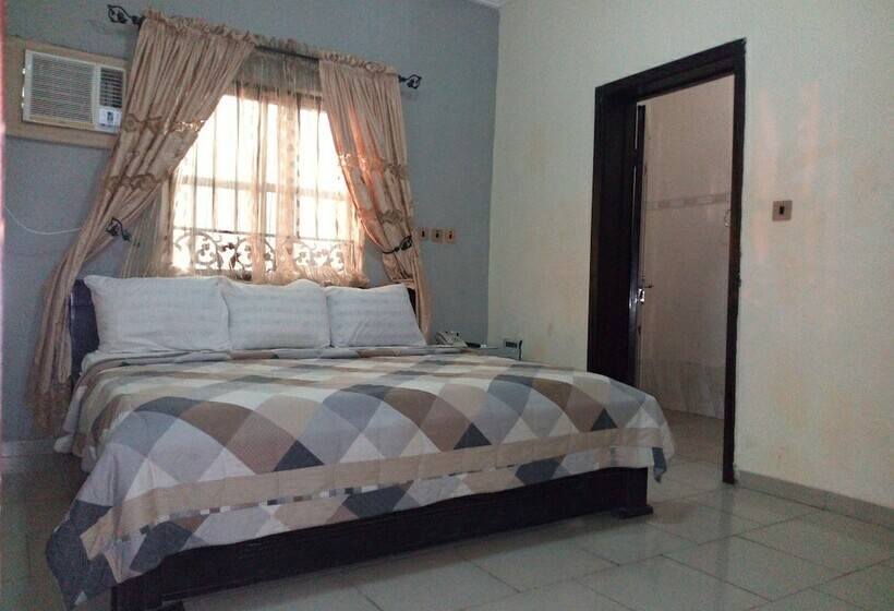 Akma Signature Hotel & Suites