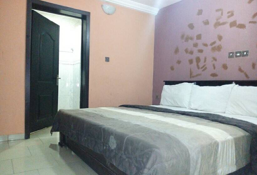 Akma Signature Hotel & Suites