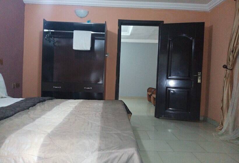 Akma Signature Hotel & Suites