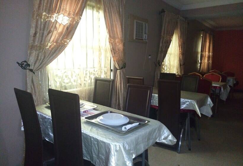 Akma Signature Hotel & Suites