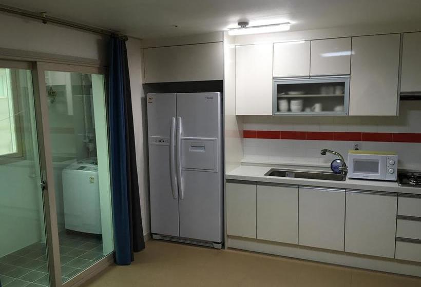 Hotell Joy Near Camp Humphres