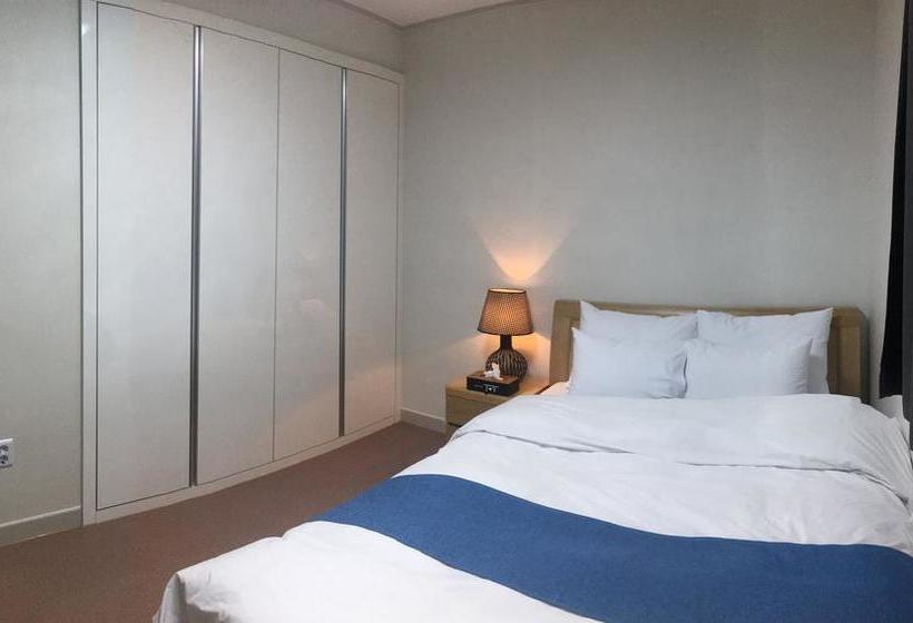 Hotell Joy Near Camp Humphres