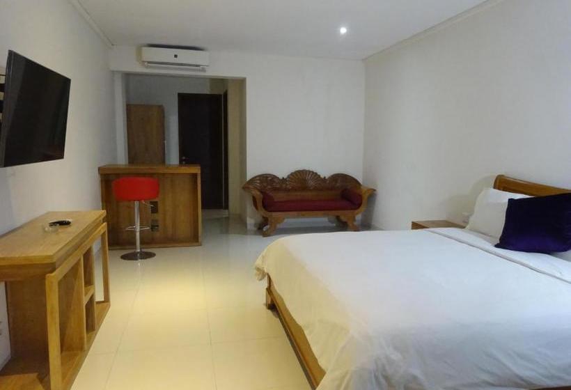 Отель Soraya Apartment Seminyak