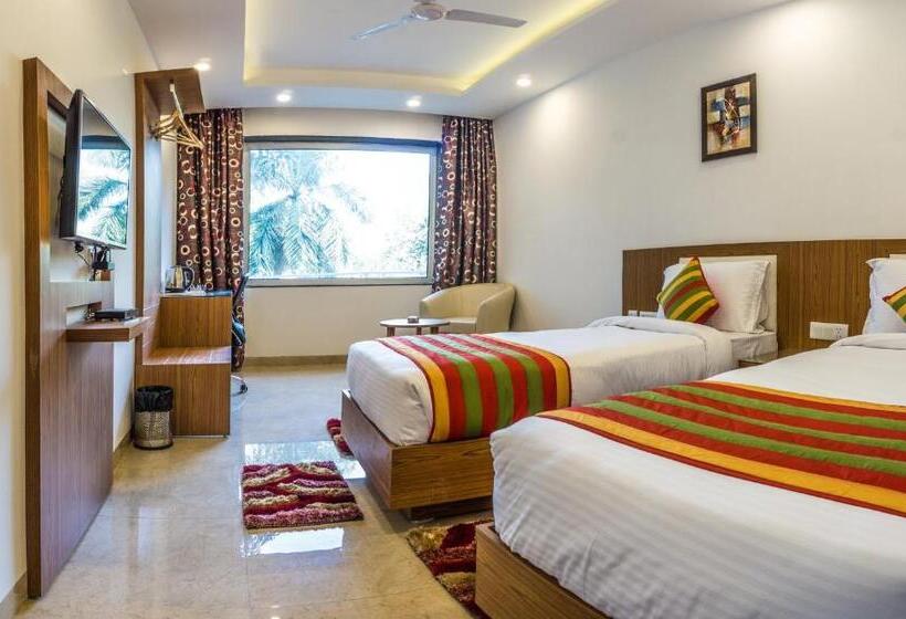 בית מלון כפרי Suktara International