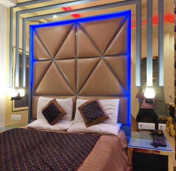 בית מלון כפרי Suktara International