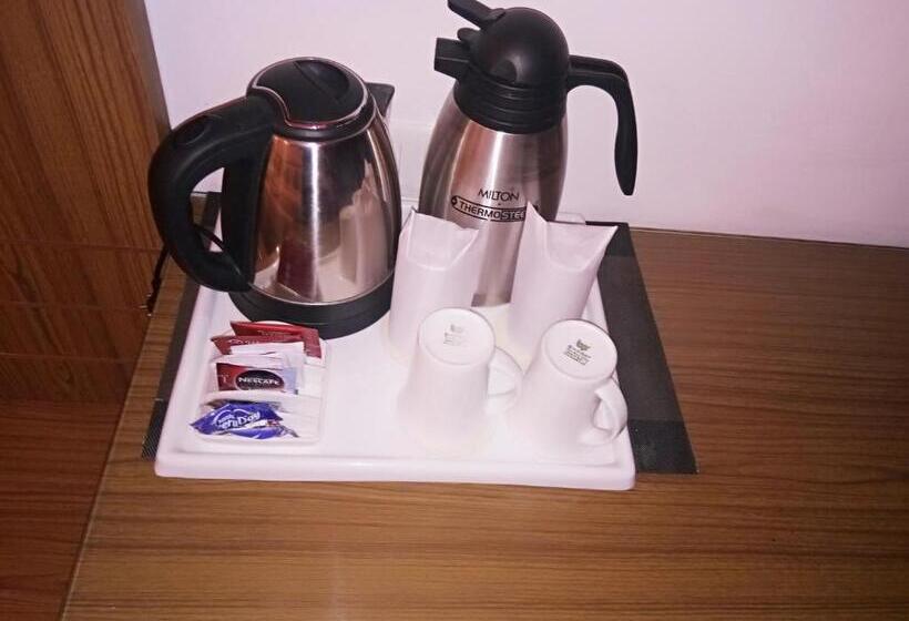 בית מלון כפרי Suktara International