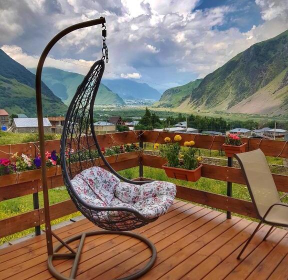 هتل Sunshine Kazbegi