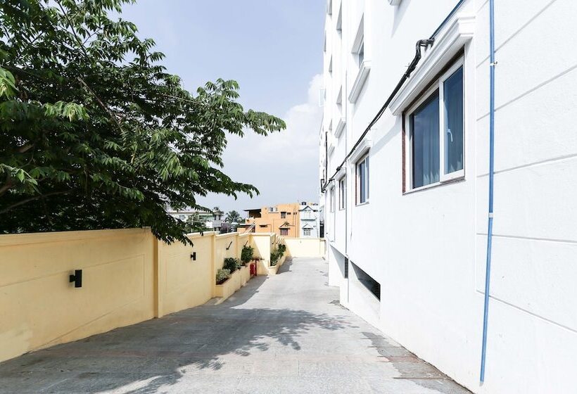 Hotelli Treebo Premium Akshaya Mahal Inn