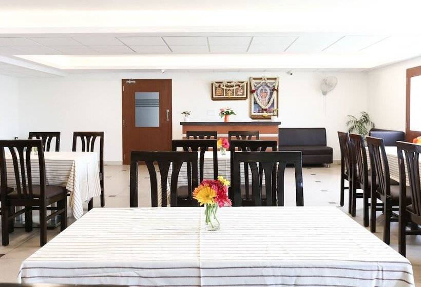 Hotelli Treebo Premium Akshaya Mahal Inn