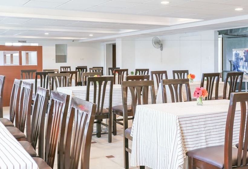 Hotelli Treebo Premium Akshaya Mahal Inn