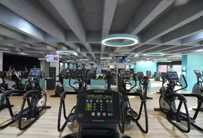 هتل Vitalounge Sports & Spa