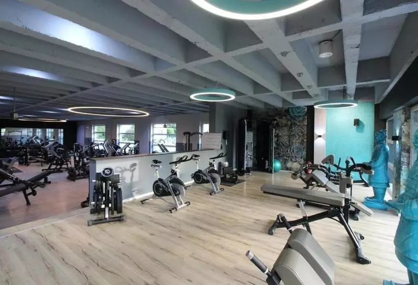 هتل Vitalounge Sports & Spa