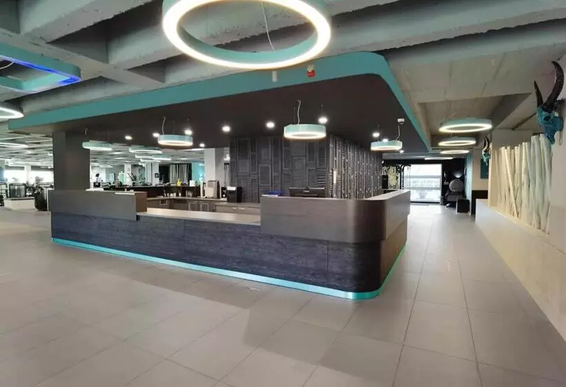 هتل Vitalounge Sports & Spa